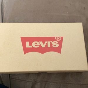 Black faux leather Levi’s woman wallet *BRAND NEW*